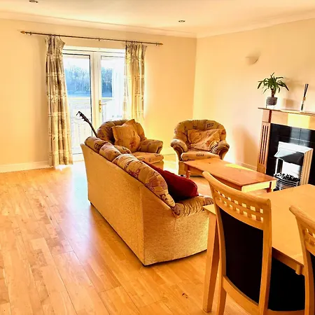 Berkley Homestay Newtown Forbes